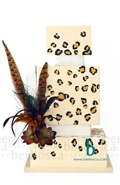 Leopard print wedding cake - Cake by Berliosca Cake Boutique