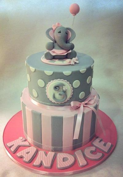 Sweet face elephant cake - Cake by Hot Mama's Cakes