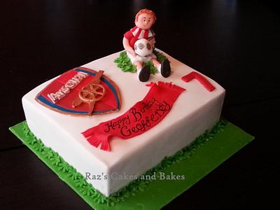 Arsenal football cake - Cake by RazsCakes