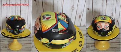 Valentino Rossi double face helmet cake. - Cake by Sylwia