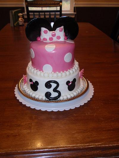 Mini Mouse - Cake by Dayna Robidoux
