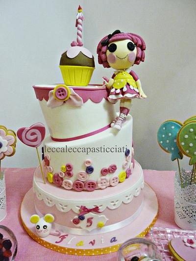 Lalaloopsy cake:CRUMBS SUGAR COOKIES - Cake by leccalecca