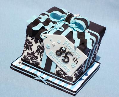 Gift Box Cake - Cake by Lesley Wright