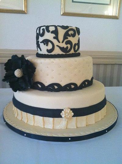 Black and Ivory Wedding Cake - Cake by GinaS