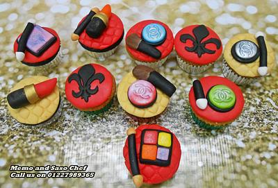 make up cupcakes - Cake by Mero Wageeh
