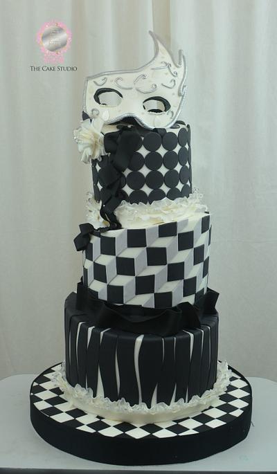 Geometric in Black and White - Cake by Sugarpixy