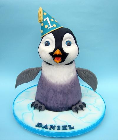 3D baby penguin cake - Cake by Karen Geraghty