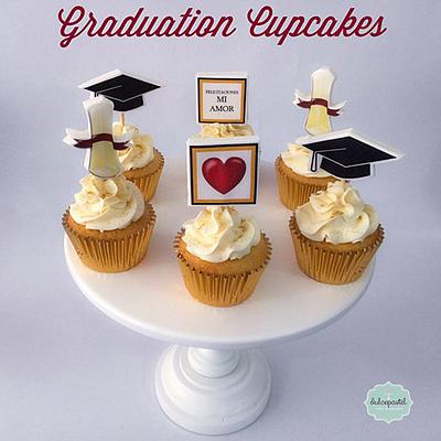 Graduation Cupcakes Graduación - Cake by Dulcepastel.com