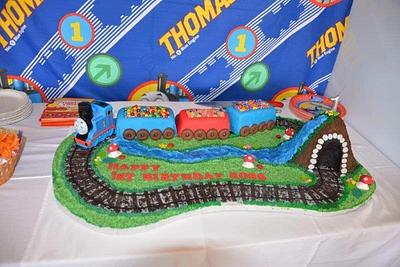 Thomas the train - Cake by Rhona