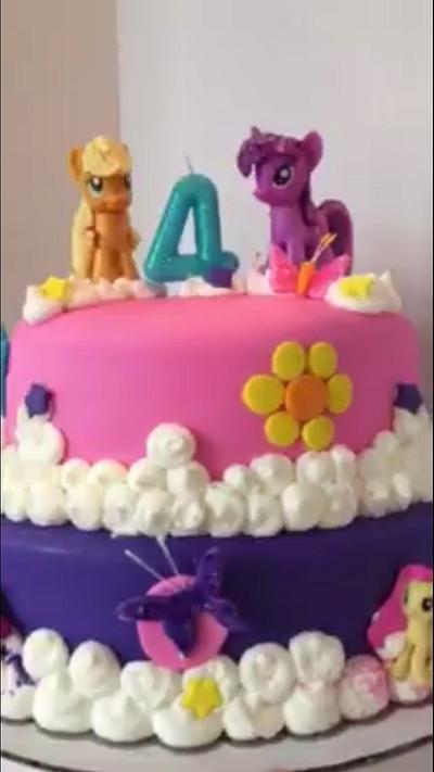 My little ponys - Cake by Str8up 