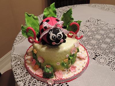Lucky Ladybug  - Cake by Fun Fiesta Cakes  