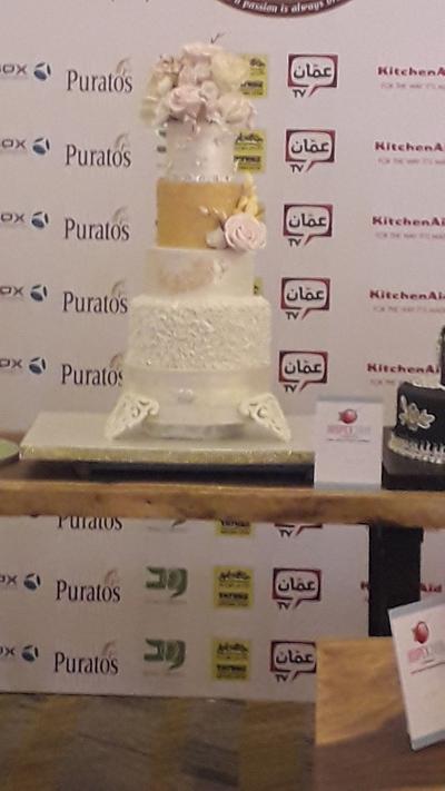 My amazing wedding cake  - Cake by Lubnaalemcake