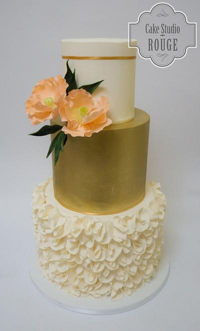 Gold and peach wedding cake - Cake by Ceca79