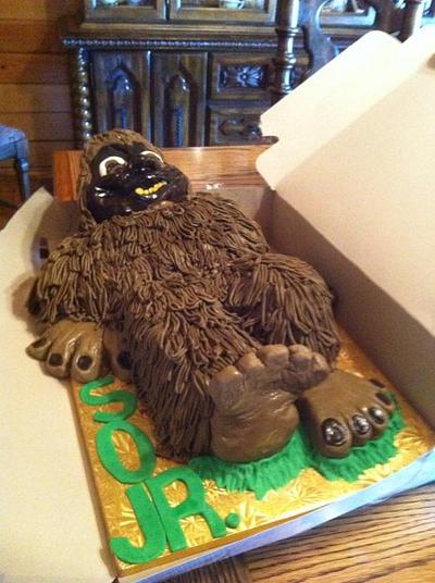 Bigfoot - Cake by Colormehappy