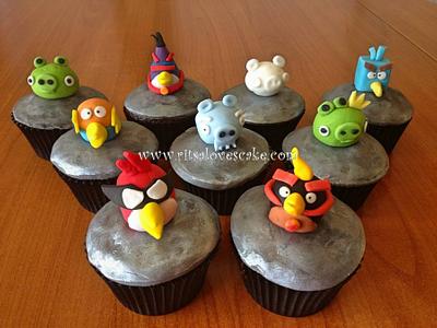Angry Birds Space cupcakes - Cake by Ritsa Demetriadou