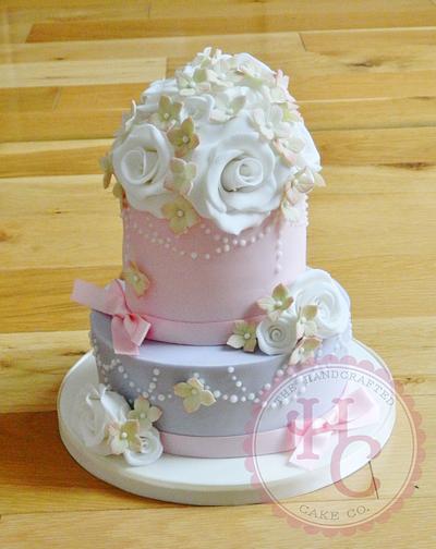 soft and sophisticated - Cake by thehandcraftedcake