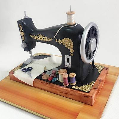 Old sewing machine cake - Cake by Dsweetcakery