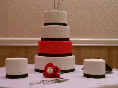 Wedding Cake - Cake by XoXosBakery