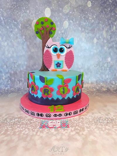 Cute Owl cake by Arty Cakes  - Cake by Arty cakes