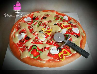 A very sweet pizza - Cake by Gâteau de Luciné