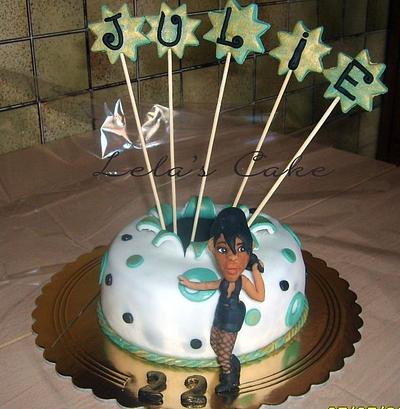 Rihanna cake - Cake by Daniela Morganti (Lela's Cake)