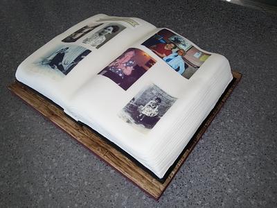 80th photo album cake - Cake by Michelle