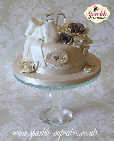 Vintage Anniversary - Cake by Sparkle Cupcakes