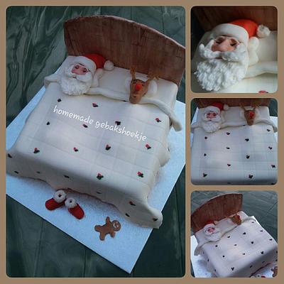 Santa in bed - Cake by Gebakshoekje