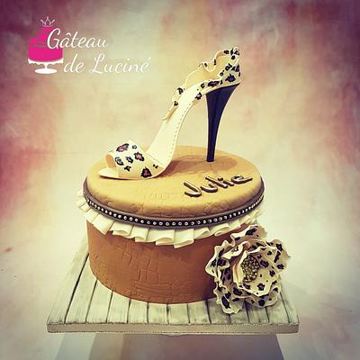 High heel sugar shoe  - Cake by Gâteau de Luciné