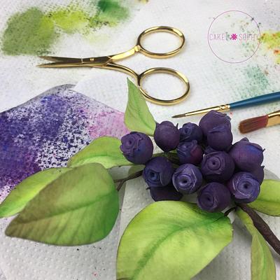 Sugar Blueberry.  Flower Arrangement Foliage / Filler - Cake by Christina Wallis Flowers  & Veiners 