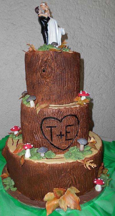 Tree trunk themed wedding cake - Cake by Beverley