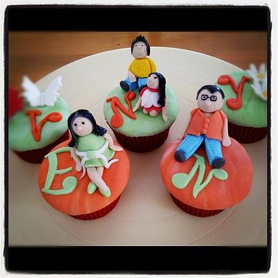 figures cupcakes - Cake by novita