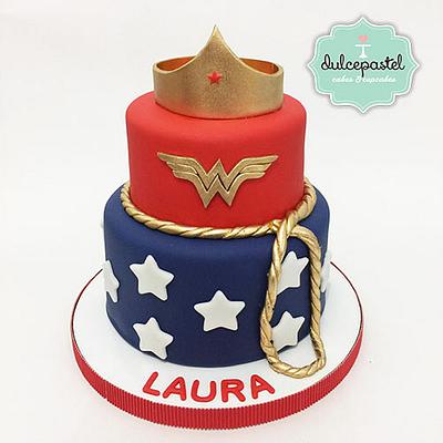 Torta Mujer Maravilla - Cake by Dulcepastel.com
