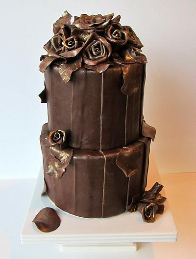 Gilded Roses Cake - Cake by Kate