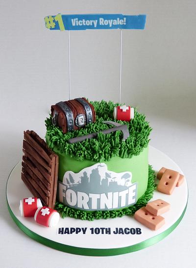 Fortnite Victory Royale cake - Cake by Angel Cake Design