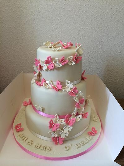 Butterfly wedding cake  - Cake by Kirsty 