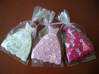 Dress Cookies - Cake by Artur Cabral - Home Bakery