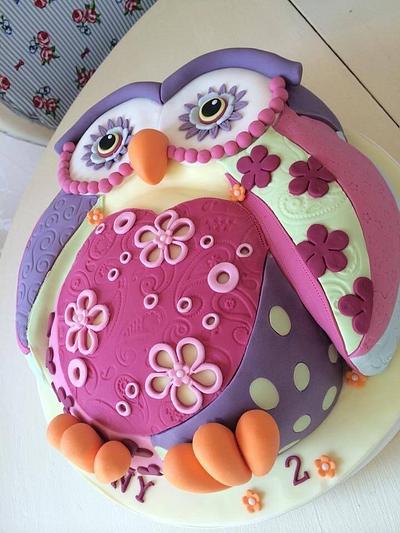 Patchwork owl  - Cake by Mrs BouCake