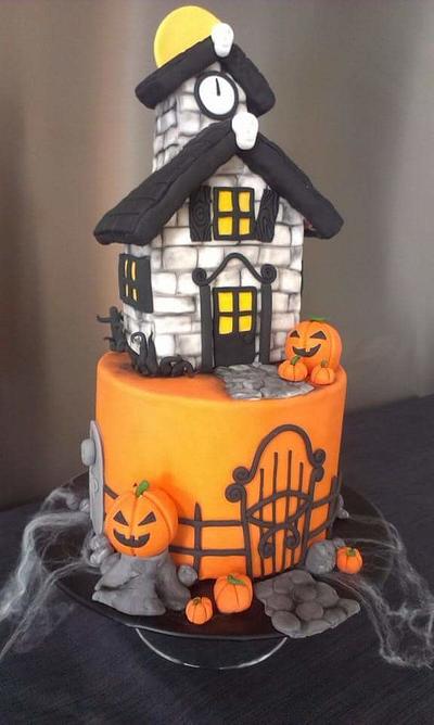 Haunted House Halloween - Cake by Claudia Kapers Capri Cakes