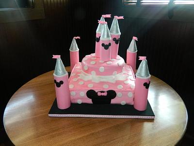 Minnie Mouse Castle cake - Cake by maribel