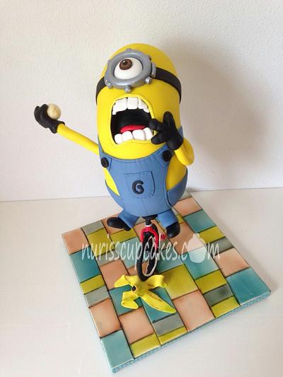 The Fallo of Minions - Cake by Nurisscupcakes