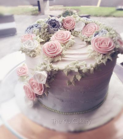 Flower Cake - Cake by The KU Cakery