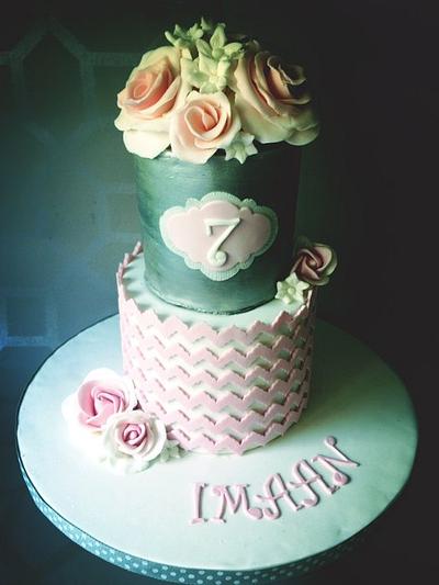 Pink chevron vintage cake - Cake by Cakes by Nohaila