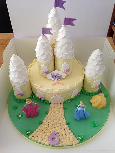 Katy's Princess Castle cake - Cake by Roberta