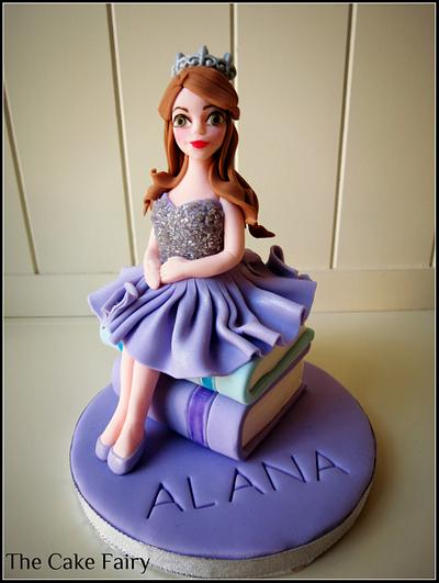 Book-loving Bat Mitzvah Girl - Cake by Renee Daly