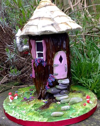 Fairy, cake, house - Cake by Niamh Geraghty, Perfectionist Confectionist