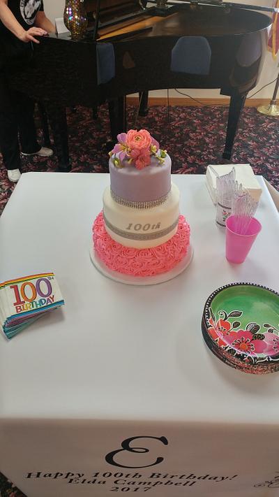 Grandma's 100th birthday cake - Cake by m1bame