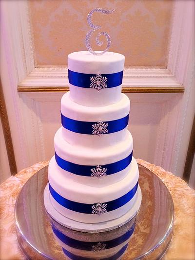 Winter Wedding  - Cake by Heidi