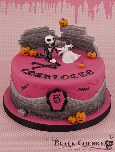 Girly Nightmare Before Xmas Cake - Cake by Little Cherry