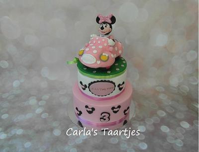 Minnie  - Cake by Carla 